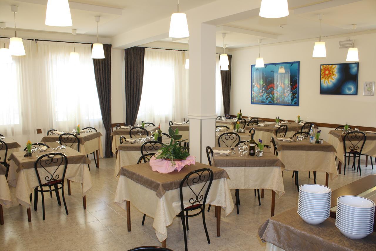 Hotel Helga Caorle Exterior foto